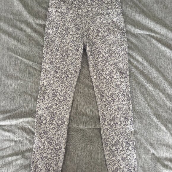 Vuori Leggings Studio Pocket Women's Size M Leggings Light Micro Camo New - Picture 4 of 6